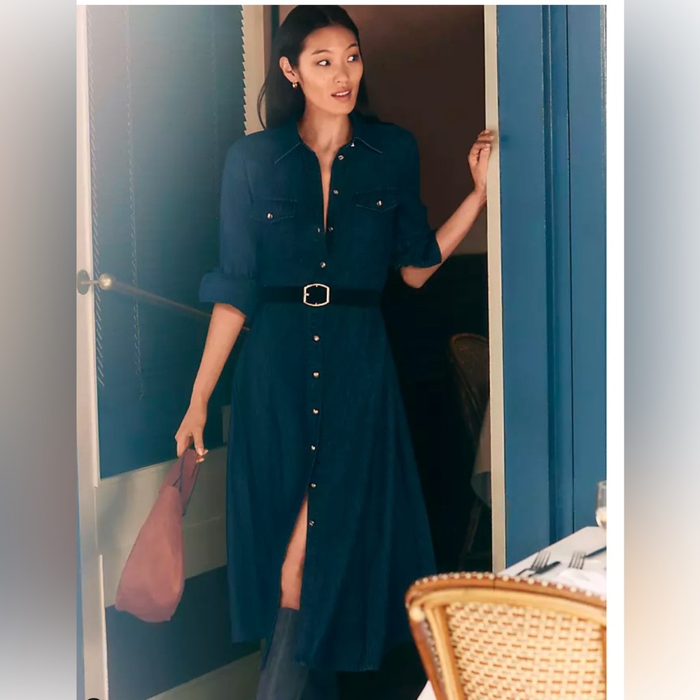 Chambray belted midi shirt dress EUC